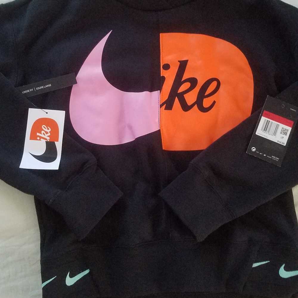 Nike hoodie NWT